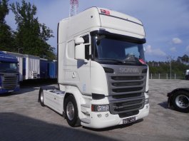 SCANIA R450 TOPLINE-STREAMLINE