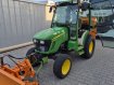 JOHN DEERE Traktor 2032 R HST Radlica + posyp na sůl