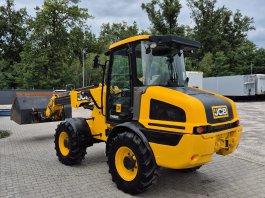 JCB TM 220 4X4 čelný nakladač s teleskopom