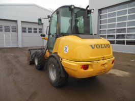 VOLVO L 25B