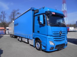 MERCEDES BENZ ACTROS 2645 6X2 Tandemová suprava 120m3