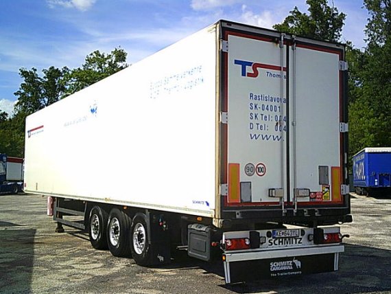 SCHMITZ CARGOBULL SKO 24 Dvoupatro MRAZAK