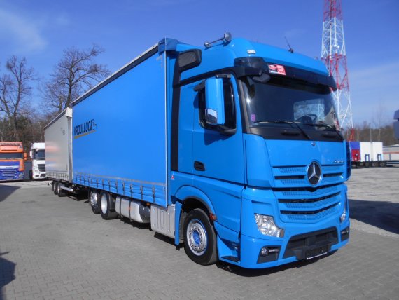 MERCEDES BENZ ACTROS 2645 6X2 Tandemová suprava 120m3